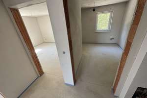 Moderne 3-Zimmer-Neubauwohnung mit Balkon und Tiefgarage in Ehekirchen – Am Hohen Weg 8, 86676 Ehekirchen – Vorschaubild 9