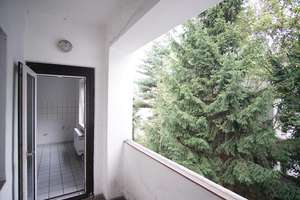 ~ Erdgeschoss wenige Stufen + BALKON + DUSCHE + WANNE~