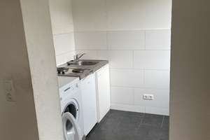 Erstbezug nach Sanierung: schöne 3-Zimmer-EG-Wohnung mit Einbauküche in Salzgitter