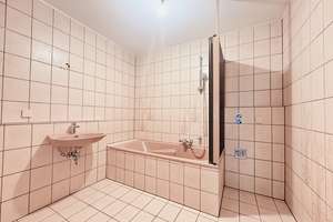 WG erlaubt! Helle 3,5 Zi.-ETW mit Loggia und TG-Stellplatz in begehrter Lage – Die vollständige Adresse der Immobilie erhältst du vom Anbieter., 76185 Mühlburg, Karlsruhe – Vorschaubild 6
