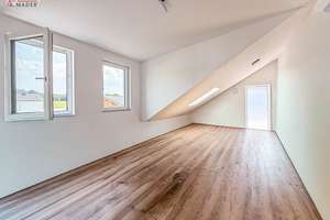 Neuwertige Dachgeschoß-Wohnung zum Selbstbezug oder zur Kapitalanlage – Die vollständige Adresse der Immobilie erhältst du vom Anbieter., 86692 Münster – Vorschaubild 1