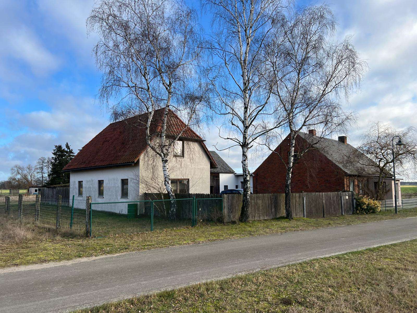 Riesiges Grundstück in Fast-Alleinlage mit Ausbaupotenzial und förderfähig, Stendal Kreis – Bild 2