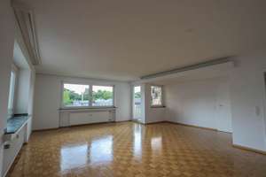Traumhafte 3-Zimmer-Wohnung mit sonnigem Balkon