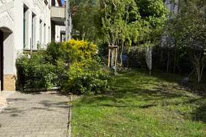 Südvorstadt-Hinterhaus 2  DG-Apartments mit EBK und Steuer-AfA zur Kapitalanlage oder Selbstnutzung – Die vollständige Adresse der Immobilie erhältst du vom Anbieter., 4275 Südvorstadt, Leipzig – Vorschaubild 2