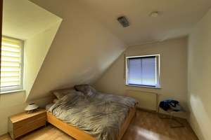 Helle 3-Zimmer Dachgeschosswohnung mit Balkon in Ramersdorf-Perlach – Bärenwaldstraße 22, 81737 Ramersdorf, München – Vorschaubild 4