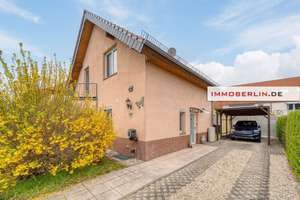 IMMOBERLIN.DE - Adrettes Haus mit Südterrassen in familienfreundlicher Lage im Berliner Speckgürtel – Die vollständige Adresse der Immobilie erhältst du vom Anbieter., 12526 Bohnsdorf, Berlin – Vorschaubild 6