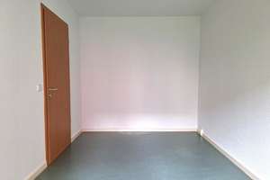 älteres Ehepaar für Wohnung im Hochparterre mit Balkon gesucht - gern mit WBS – Riesaer Straße 99, 12627 Hellersdorf, Berlin – Vorschaubild 7