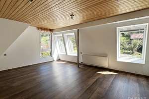 Chices Haus in bester Aussichtslage – Die vollständige Adresse der Immobilie erhältst du vom Anbieter., 72766 Reutlingen-Mitte, Reutlingen – Vorschaubild 8