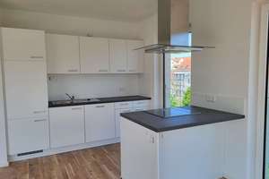 Nachmieter gesucht: 3-Zimmer-Neubau (2022) mit EBK, Aufzug & Keller, frei ab 01.09.