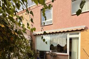 Gepflegtes Reihenmittelhaus mit Garage in zentraler Wohnlage in Garbsen OT Auf der Horst  – Die vollständige Adresse der Immobilie erhältst du vom Anbieter., 30823 Garbsen – Vorschaubild 2