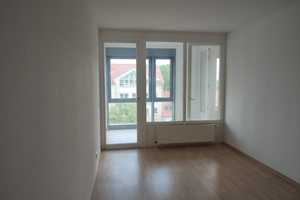 Freundliche 2-Raum-Wohnung mit verglaster Loggia mitten in Sudenburg sucht Sie! – Halberstädter Str. 118, 39112 Magdeburg – Vorschaubild 7