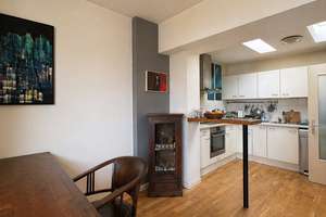 Bezugsfreie DG-Wohnung mit Loggia und KFZ-Stellplatz – Saarstraße 18a, 12161 Friedenau, Berlin – Vorschaubild 4