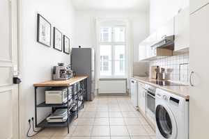 Oranienburger Straße: 5-6 Zimmerwohnung in denkmalgeschütztem Altbau mit vielen historischen Details – Berlin – Vorschaubild 25