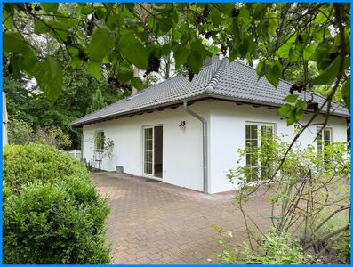 MAK Immobilien: Potsdam: Großes Grundstück allein nutzen oder Platz für ein zweites Haus!