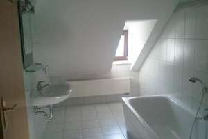 Große DG 2-Zimmer mit Einbauküche, Laminat in Topplage zum Toppreis! Stellplatz mgl. – Willy-Reinl-Straße 8, 9116 Altendorf, Chemnitz – Vorschaubild 7