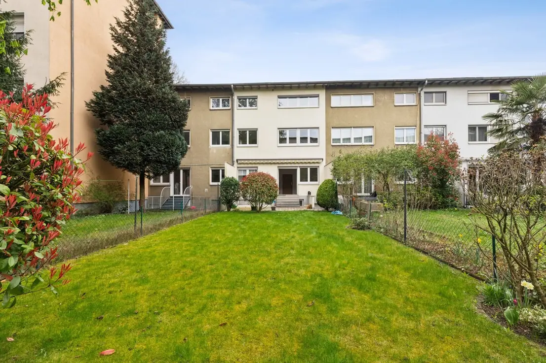 Provisionsfrei – Familienfreundliches Haus mit schönem Garten in gefragter Lage