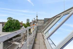 Penthouse-Flair über den Dächern der Düsseldorfer Innenstadt – Die vollständige Adresse der Immobilie erhältst du vom Anbieter., 40213 Carlstadt, Düsseldorf – Vorschaubild 10