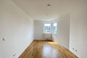 Sehr schöne Wohnung in begehrter Lage mit Parkettfußboden - Sofort beziehbar! – Wilhelm-Hoff-Straße 24, 12489 Adlershof, Berlin – Vorschaubild 8