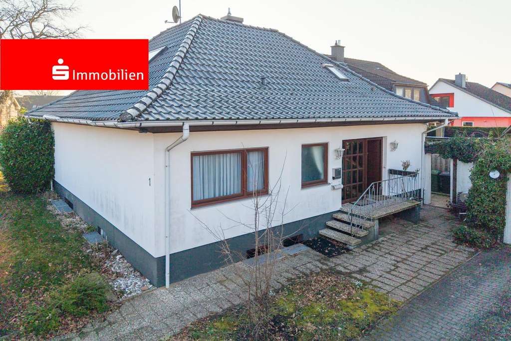 Immobilie in Stolpe - Familiennest mit Potenzial - Bild 0
