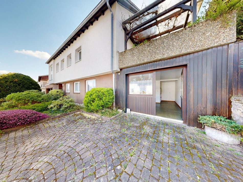 Stellplatz, Eingang Hobbyraum