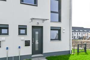 Modernes Reihenendhaus zum Wohlfühlen – stilvolles Zuhause mit Garten und hochwertiger Ausstattung – Santoker Straße 75, 15562 Rüdersdorf bei Berlin – Vorschaubild 8