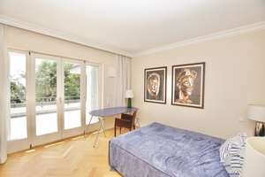 Luxuriöse Villa in Wiesbaden Nordost! – Die vollständige Adresse der Immobilie erhältst du vom Anbieter., 65193 Nordost, Wiesbaden – Vorschaubild 20