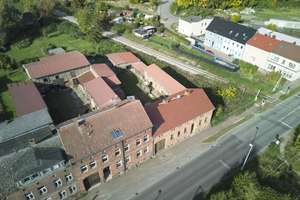 +++ Saniertes Zweifamilienhaus mit Sauna und Peenezugang in bester Stadtlage von 17139 Malchin – Die vollständige Adresse der Immobilie erhältst du vom Anbieter., 17139 Malchin – Vorschaubild 8