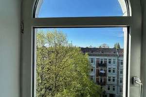 Freie 2-Zimmer-Dachgeschoss-Altbau-Wohnung, Eilbek, Nähe S-Bahn – Hasselbrookstraße  48, 22089 Eilbek, Hamburg – Vorschaubild 2