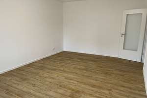 Geräumige EG-Wohnung mit Balkon! – 46147 Sterkrade-Nord, Oberhausen – Vorschaubild 1