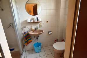 Renovierungsbedürftige Doppelhaushälfte mit Loggia, Terrasse, Garten, Vollkeller und Garage – Die vollständige Adresse der Immobilie erhältst du vom Anbieter., 28325 Tenever, Bremen – Vorschaubild 3