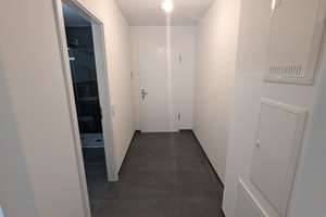 Geschmackvolle 2-Zimmer-Wohnung mit gehobener Innenausstattung mit Einbauküche in München Laim – Zschokkestraße 36, 80687 Friedenheim, München – Vorschaubild 3