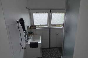 Ihr neues Zuhause in Buchholz: Charmante Doppelhaushälfte mit Wintergarten und Garten – Die vollständige Adresse der Immobilie erhältst du vom Anbieter., 47249 Buchholz, Duisburg – Vorschaubild 15