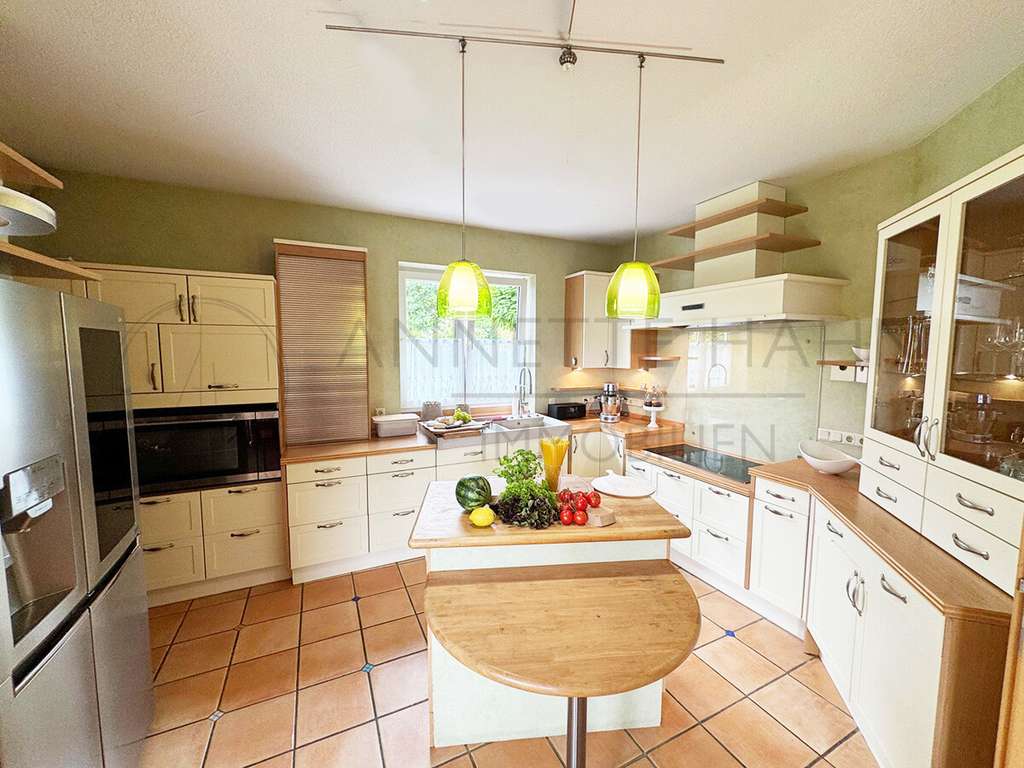 Immobilie in Münchwald - Architektenhaus in naturnaher Lage – Wohnen mit Weitblick, Raum und außergewöhnlichem Grundstück. - Bild 3