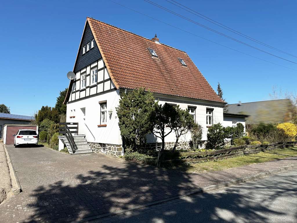 Immobilie in Gardelegen - Charmantes Einfamilienhaus mit viel Platz für die ganze Familie - Bild 2