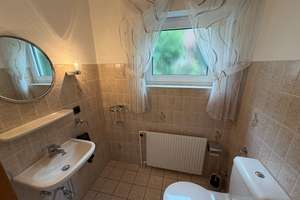 4-Zimmer Reihenendhaus mit Garage in Bielefeld-Senne – Die vollständige Adresse der Immobilie erhältst du vom Anbieter., 33659 Senne, Bielefeld – Vorschaubild 3