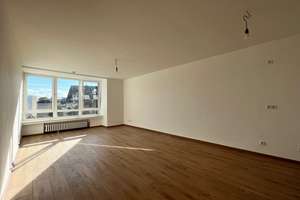 Frisch sanierte 3,5-Zimmer-Wohnung mit großem Balkon und Wohnküche in Uni-Nähe *WG-geeignet*