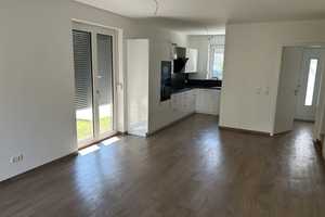 Doppelhaushälfte mit eigenem Garten, großer Terrasse und Einbauküche! – Wegedornstraße 263A, 12524 Berlin – Vorschaubild 1