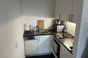 Stilvoll möblierte 1-Zimmer-Wohnung in Berlin Kreuzberg – Berlin – Vorschaubild 4