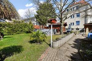 4-Familienhaus in Brackwede 
Ideale Kapitalanlage 
 – 33647 Brackwede, Bielefeld – Vorschaubild 2