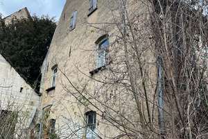 Wohnhaus mit Garten und Werkstatt in Rottenburg – Die vollständige Adresse der Immobilie erhältst du vom Anbieter., 72108 Rottenburg am Neckar – Vorschaubild 2