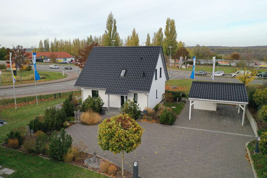 Immobilie in Brück - Haus mit 122qm und 4 Zimmern inkl. Grundstück - Bild 0