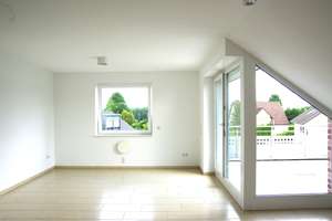 Helle 3-Zimmer-DG-Wohnung mit Balkon, Energie-Effizienthaus  Kfw55 – Im Twistel 3, 33739 Jöllenbeck, Bielefeld – Vorschaubild 4