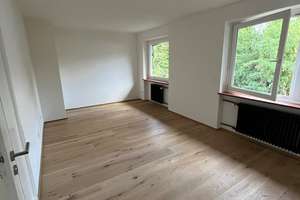 Renovierte Doppelhaushälfte mit gehobener Innenausstattung und EBK und Garten in Gauting – Hubertustrasse 9 91 1/4, 82131 Gauting – Vorschaubild 18