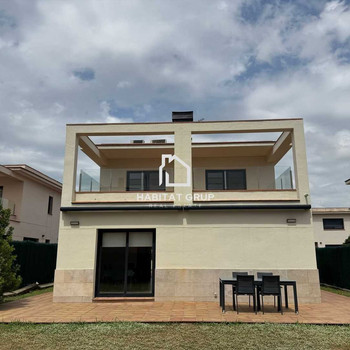 Haus in Sant Julià de Ramis
