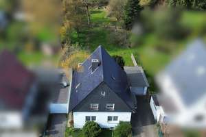 Das perfekte Haus auf parkähnlichem Grundstück!