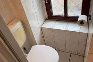 Wohnung im Hochparterre mit, Laminat, Bad mit Fenster, im Hinterhaus – Bernhardstraße  13, 4315 Anger-Crottendorf, Leipzig – Vorschaubild 3