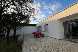 Lichtdurchflutetes Haus mit großem Garten zu vermieten – Die vollständige Adresse der Immobilie erhältst du vom Anbieter., 72525 Münsingen – Vorschaubild 18
