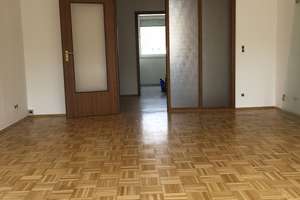 Frisch renovierte 3 Zimmer Whg mit  Balkon & Grünblick – Karnaper Straße 209, 45329 Karnap, Essen – Vorschaubild 4