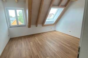Wunderschöne Maisonette-Wohnung mit Fussbodenheizung – Im Dorfe 7, 99428 Niederzimmern – Vorschaubild 3