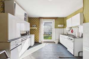 Reserviert! - Haus mit Charakter und Möglichkeiten – Die vollständige Adresse der Immobilie erhältst du vom Anbieter., 93057 Konradsiedlung-Wutzlhofen, Regensburg – Vorschaubild 6